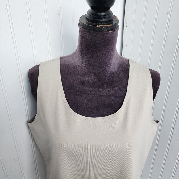 NWT CHICO'S Microfiber Contemporary Basic Knit Tank Beige Feather Tan Size 3 XL - Picture 3 of 11